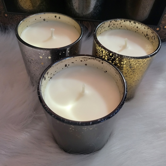 Essenza Candles Soy Wax Blend with Essential Oils Luxury Glass - Picture 2 of 8